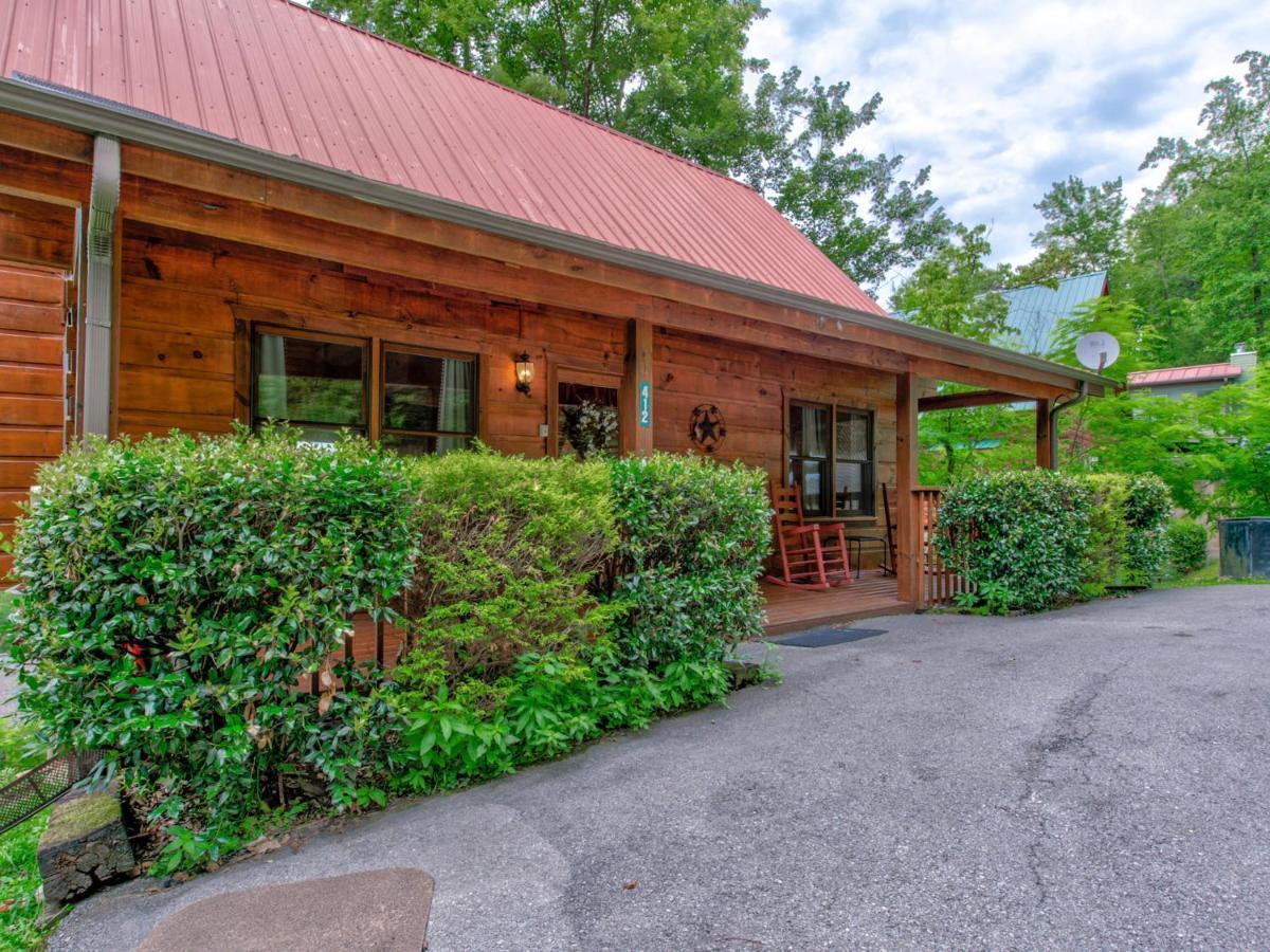 Bear Tracks, 2 Bedrooms, Hot Tub, Fireplace, Wifi, Jetted Tub, Sleeps 6 Gatlinburg Exterior photo